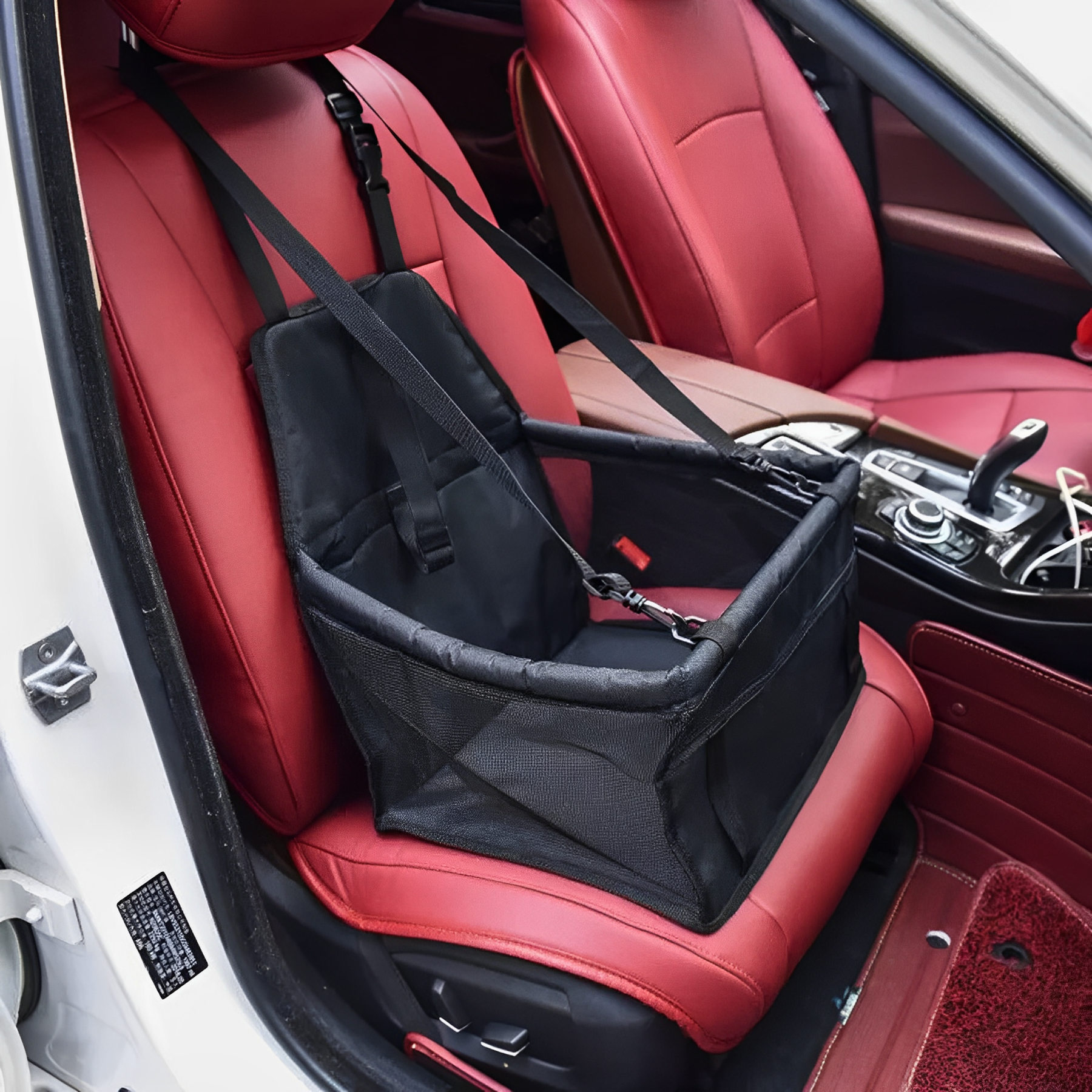 Car Seat in black color